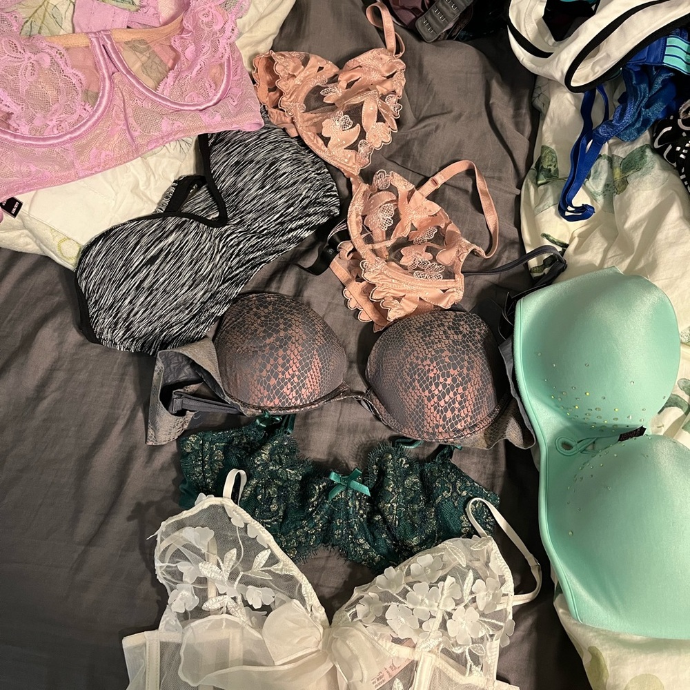 Victoria's Secret Bra Collection - 86 in total. Looking to bundle. $5 EACH - Picture 2 of 16